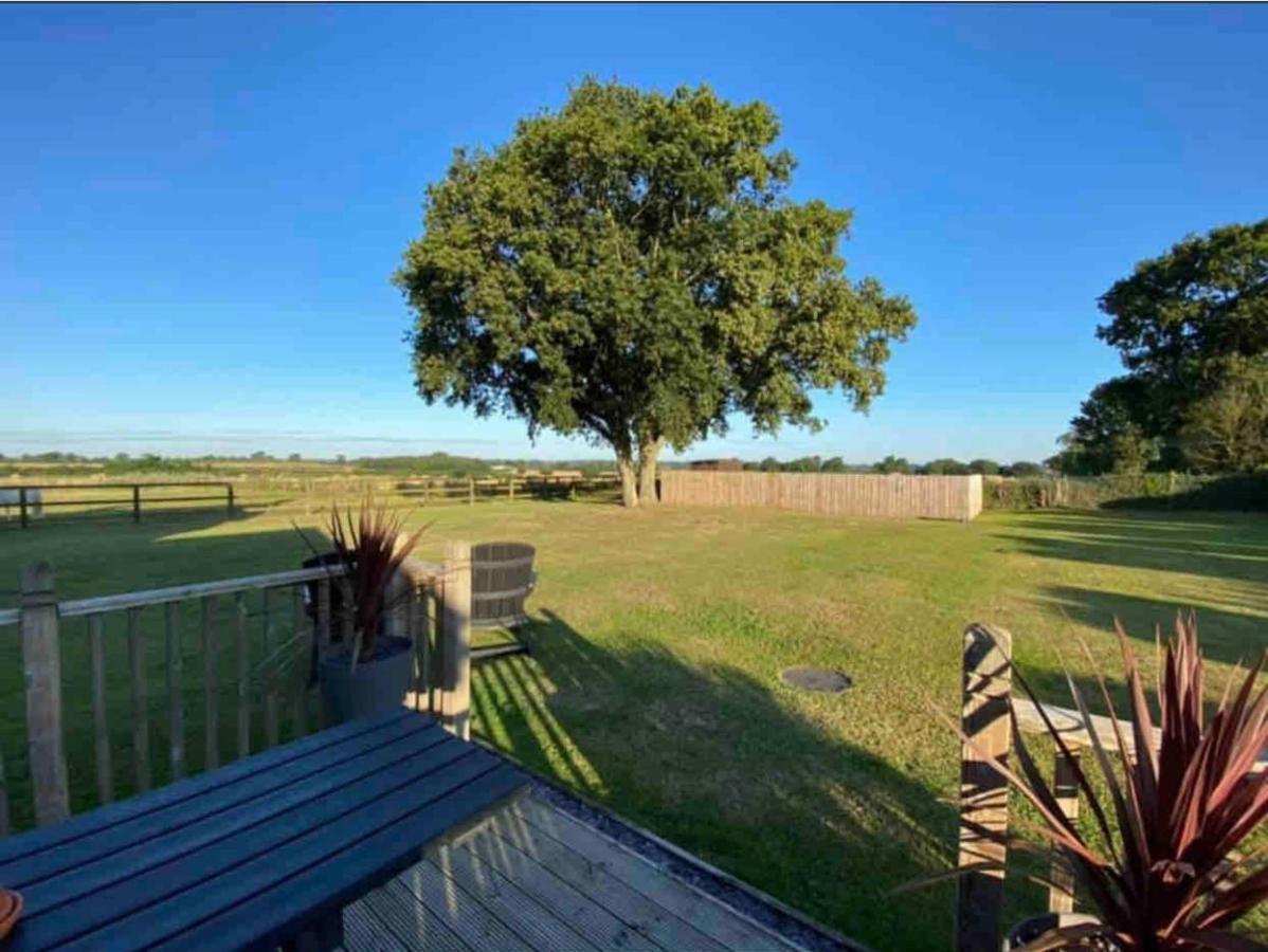 Вилла Near Woodbridge The Annexe Eyke Fantastic Views With Dog Secure Garden And Paddock Экстерьер фото